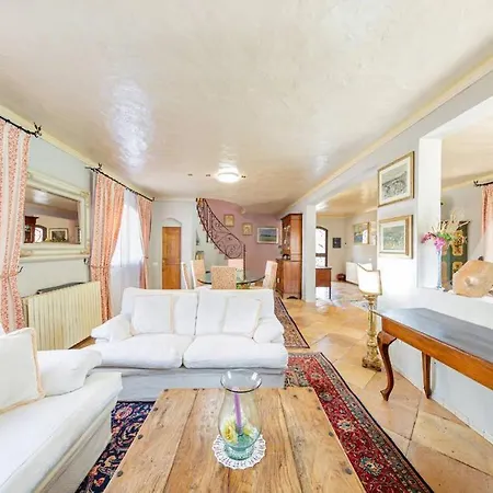 Holiday home Villa Dolcevita By Homey Experience